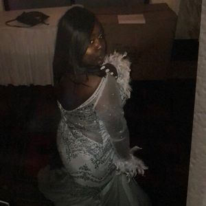 Meet your Posher, Kaylan